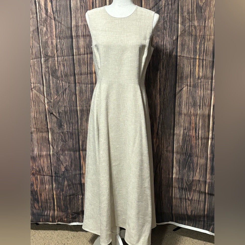 Lafayette 148New York. Grey Fit and Flare Dress. Size 4. NWT. Grey Mist